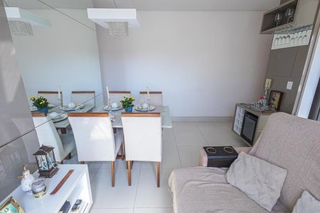 Apartamento à venda com 65m², 2 quartos e 2 vagasSala