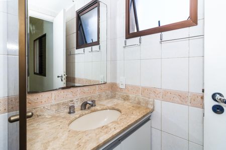 Apartamento à venda com 86m², 3 quartos e 2 vagasBanheiro da Suíte