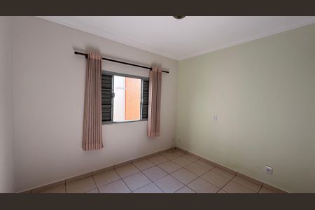 Casa à venda com 176m², 4 quartos e 2 vagas Casa à venda com 176m², 4 quartos e 2 vagasQuarto 1