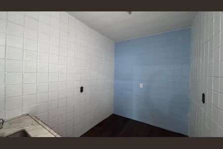 Casa à venda com 176m², 4 quartos e 2 vagas Casa à venda com 176m², 4 quartos e 2 vagasEdícula