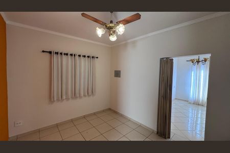 Sala de casa à venda com 4 quartos, 176m² em Jardim Leonor, Campinas