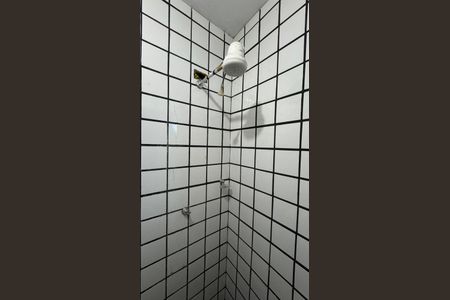 Casa à venda com 176m², 4 quartos e 2 vagas Casa à venda com 176m², 4 quartos e 2 vagasEdícula