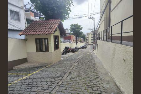 Apartamento à venda com 49m², 2 quartos e 1 vaga Apartamento à venda com 49m², 2 quartos e 1 vagaGaragem