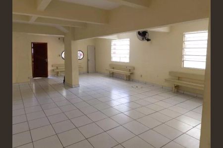 Apartamento à venda com 49m², 2 quartos e 1 vaga Apartamento à venda com 49m², 2 quartos e 1 vagaÁrea comum - Salão de festas