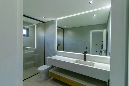 Casa de condomínio para alugar com 319m², 4 quartos e 3 vagasBanheiro da Suíte 3