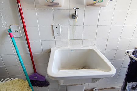 Apartamento à venda com 143m², 4 quartos e 1 vaga Apartamento à venda com 143m², 4 quartos e 1 vagaCozinha e Área de Serviço