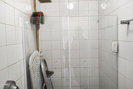 Apartamento à venda com 143m², 4 quartos e 1 vaga Apartamento à venda com 143m², 4 quartos e 1 vagaBanheiro de Serviço