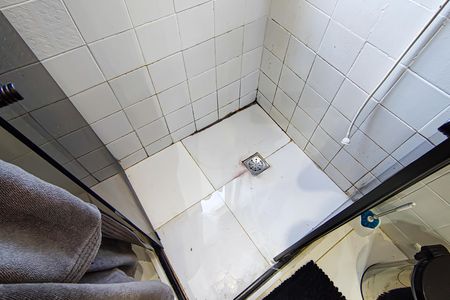 Apartamento à venda com 143m², 4 quartos e 1 vaga Apartamento à venda com 143m², 4 quartos e 1 vagaSuíte Banheiro