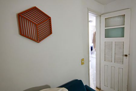 Apartamento à venda com 143m², 4 quartos e 1 vaga Apartamento à venda com 143m², 4 quartos e 1 vagaQuarto de Serviço