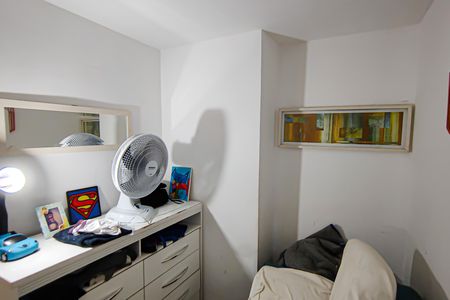 Apartamento à venda com 143m², 4 quartos e 1 vaga Apartamento à venda com 143m², 4 quartos e 1 vagaQuarto de Serviço