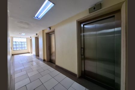 Apartamento à venda com 28m², 1 quarto e sem vagaÁrea comum