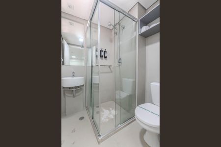Studio para alugar com 22m², 1 quarto e 1 vaga Studio para alugar com 22m², 1 quarto e 1 vagaBanheiro