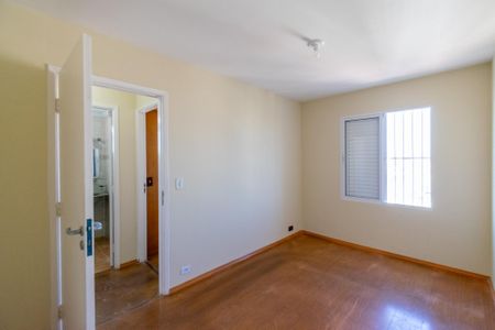 Quarto 1 de apartamento à venda com 2 quartos, 51m² em Vila Campestre, São Paulo