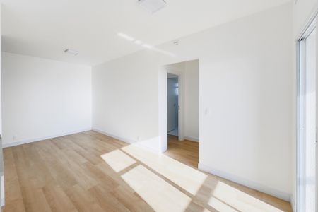 Apartamento para alugar com 68m², 2 quartos e 1 vagaSala