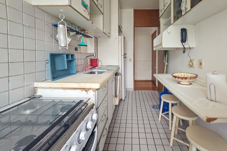 Apartamento para alugar com 60m², 2 quartos e 1 vaga Apartamento para alugar com 60m², 2 quartos e 1 vagaCozinha
