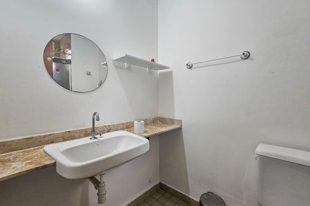 Apartamento para alugar com 60m², 2 quartos e 1 vaga Apartamento para alugar com 60m², 2 quartos e 1 vagaBanheiro