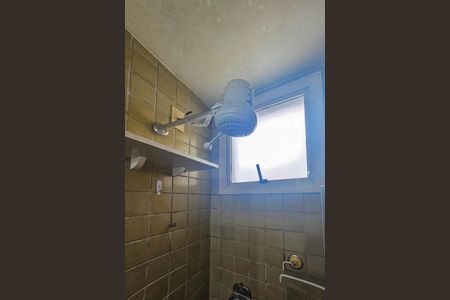 Banheiro de apartamento para alugar com 2 quartos, 60m² em Jardim Tres Marias, Guarujá
