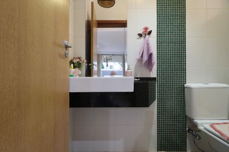 Casa de condomínio para alugar com 410m², 5 quartos e 4 vagasLavabo