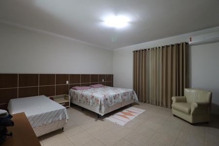 Casa de condomínio para alugar com 410m², 5 quartos e 4 vagasSuíte 1