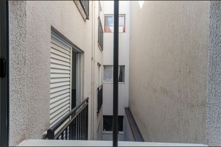 Apartamento para alugar com 36m², 2 quartos e sem vaga Apartamento para alugar com 36m², 2 quartos e sem vagaCozinha - Janela