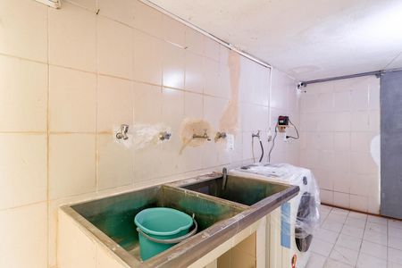 Área comum - Lavanderia  de kitnet/studio para alugar com 1 quarto, 23m² em Vila Gertrudes, São Paulo
