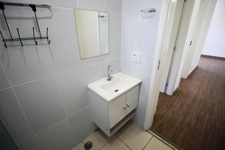 Apartamento para alugar com 66m², 2 quartos e 1 vaga Apartamento para alugar com 66m², 2 quartos e 1 vagaBanheiro