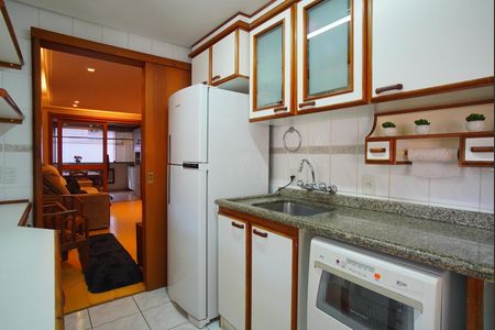 Apartamento à venda com 90m², 3 quartos e 2 vagasCozinha