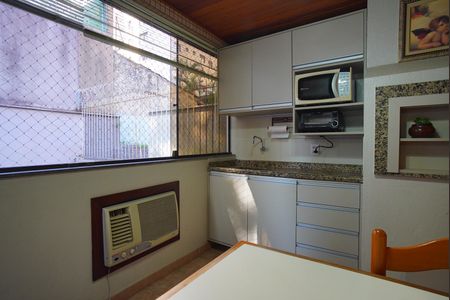 Apartamento à venda com 90m², 3 quartos e 2 vagasVaranda da Sala