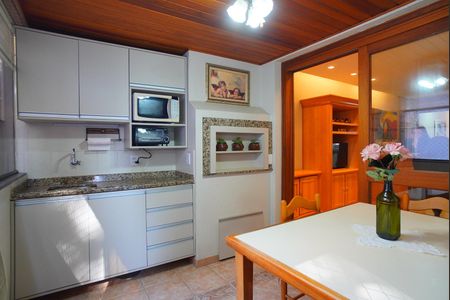 Varanda Gourmet de apartamento à venda com 3 quartos, 90m² em Petrópolis, Porto Alegre