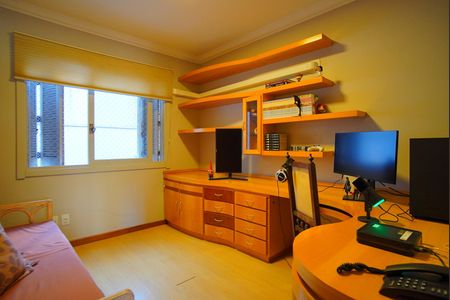 Apartamento à venda com 90m², 3 quartos e 2 vagasQuarto 3