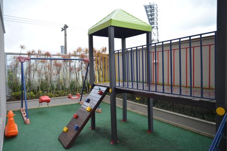 Apartamento à venda com 74m², 2 quartos e 2 vagasÁrea comum - Playground