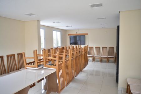 Apartamento à venda com 74m², 2 quartos e 2 vagasÁrea comum - Salão de festas