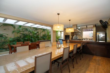 Apartamento à venda com 90m², 2 quartos e 2 vagas Apartamento à venda com 90m², 2 quartos e 2 vagasÁrea Comum - Espaço Gourmet