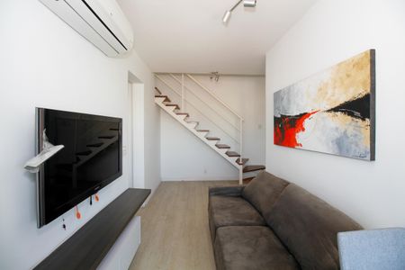 Sala de apartamento à venda com 2 quartos, 90m² em Pinheiros, São Paulo