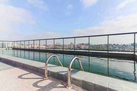 Apartamento à venda com 37m², 2 quartos e sem vagaÁrea comum - Piscina