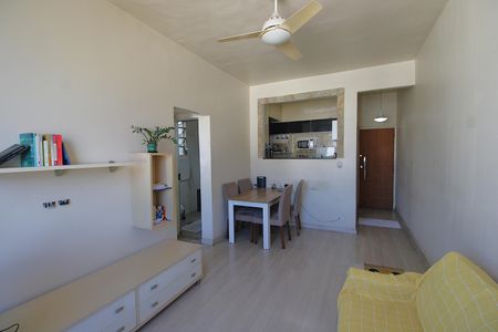 Sala de apartamento à venda com 1 quarto, 50m² em Todos Os Santos, Rio de Janeiro