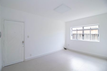 Apartamento à venda com 80m², 2 quartos e 1 vagaSala