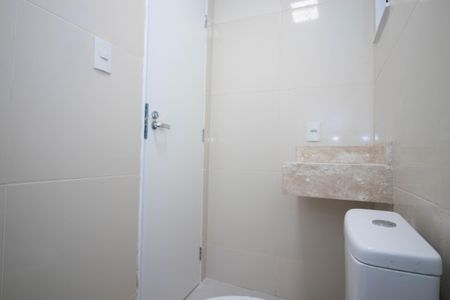 Apartamento à venda com 80m², 2 quartos e 1 vagaBanheiro da Suíte