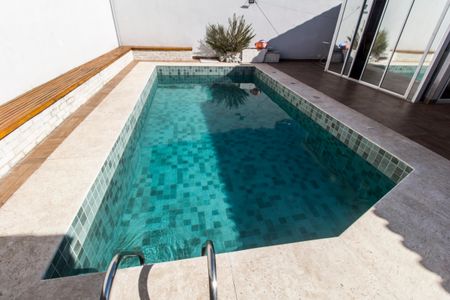 Casa de condomínio à venda com 500m², 4 quartos e 4 vagasPiscina