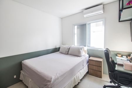 Casa de condomínio à venda com 500m², 4 quartos e 4 vagasSuíte 2