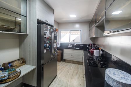 Casa de condomínio à venda com 500m², 4 quartos e 4 vagasCozinha