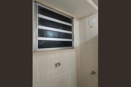 Apartamento à venda com 47m², 2 quartos e 1 vaga Apartamento à venda com 47m², 2 quartos e 1 vagaBanheiro Social