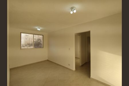 Sala de apartamento à venda com 2 quartos, 47m² em Vila Caraguata, São Paulo