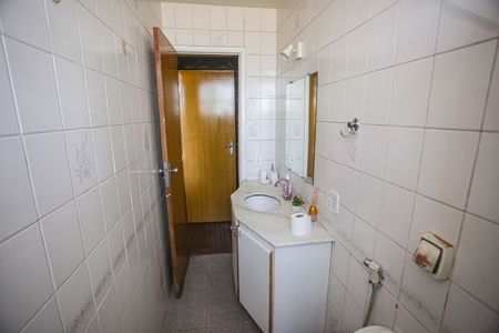 Apartamento para alugar com 56m², 2 quartos e 1 vaga Apartamento para alugar com 56m², 2 quartos e 1 vagaBanheiro