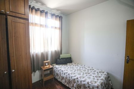 Quarto 1 de apartamento para alugar com 2 quartos, 56m² em Coração Eucarístico, Belo Horizonte