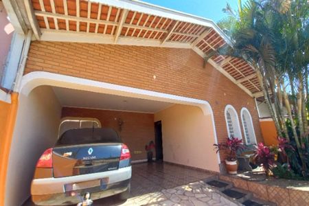 Casa à venda com 250m², 3 quartos e 3 vagas Casa à venda com 250m², 3 quartos e 3 vagasFachada do Prédio