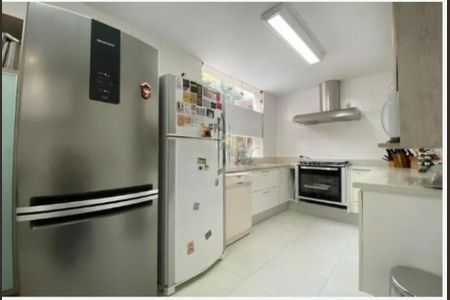 Foto 11 de casa à venda com 4 quartos, 585m² em Jardim Leonor, São Paulo