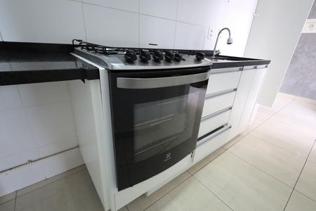Apartamento para alugar com 38m², 2 quartos e 1 vagaCozinha e Área de Serviço