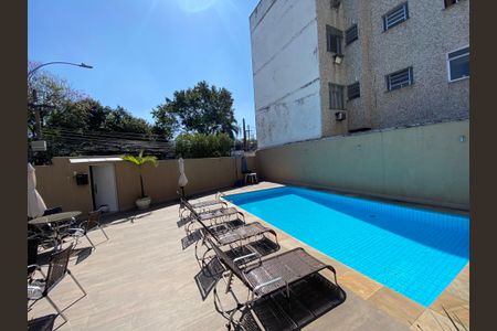 Apartamento à venda com 45m², 2 quartos e 1 vaga Apartamento à venda com 45m², 2 quartos e 1 vagaÁrea comum - Piscina
