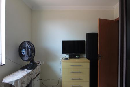 Casa de condomínio à venda com 64m², 2 quartos e 1 vagaQuarto 2